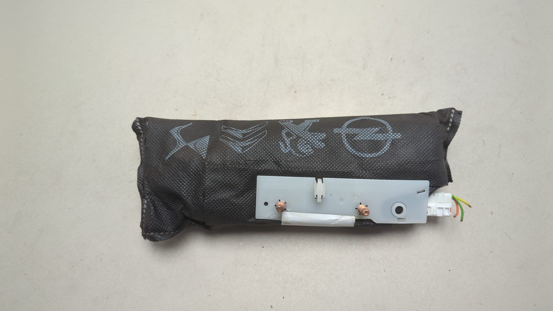 Подушка безопасности боковая (в сиденье)