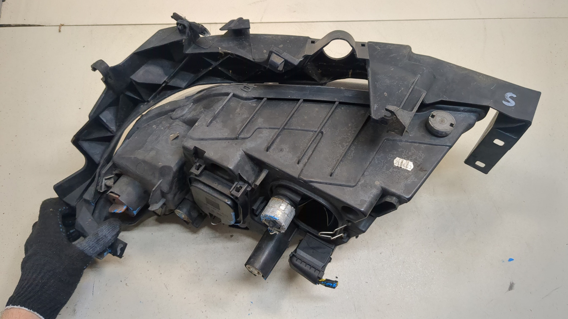 Фара правая