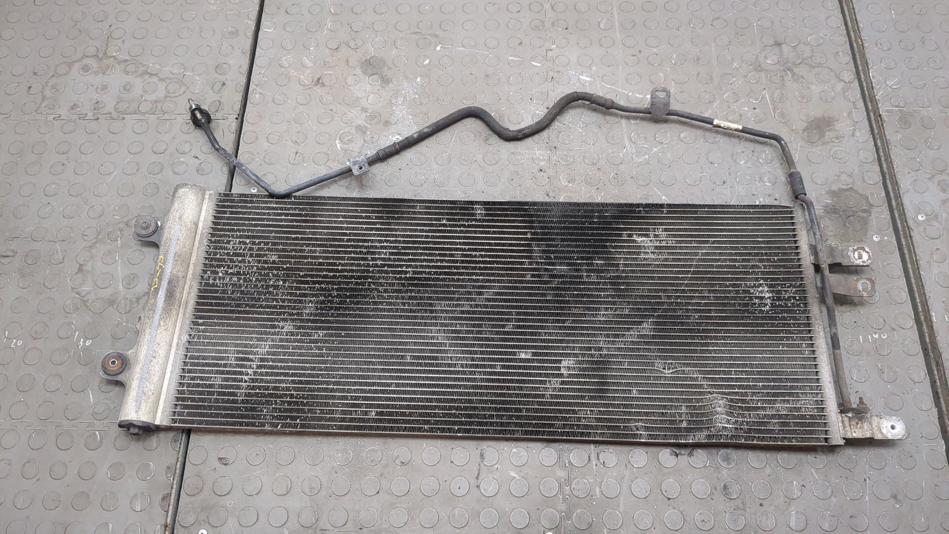 Радиатор кондиционера / конденсер