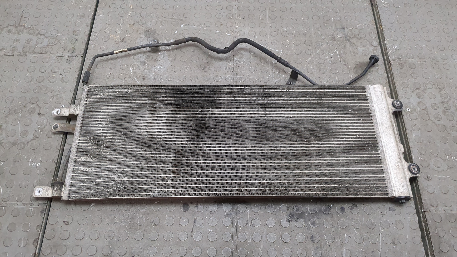 Радиатор кондиционера / конденсер