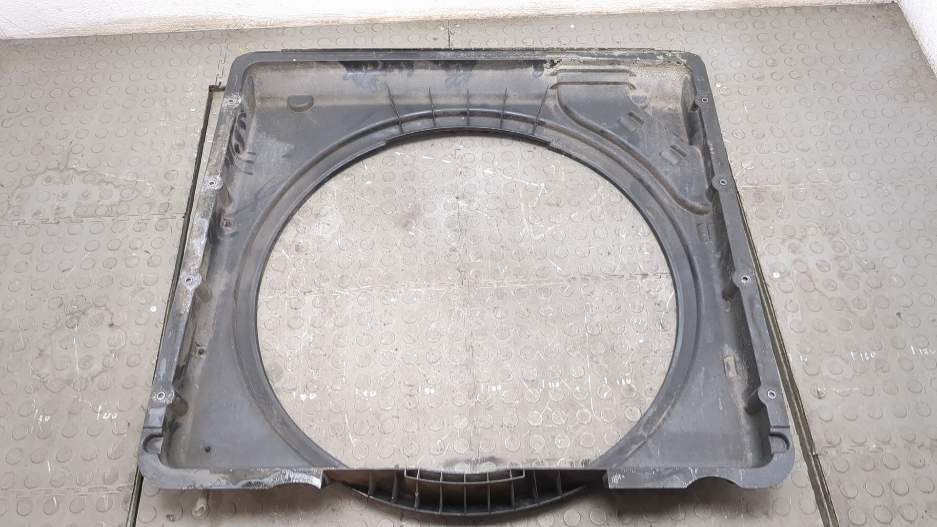 Диффузор вентилятора