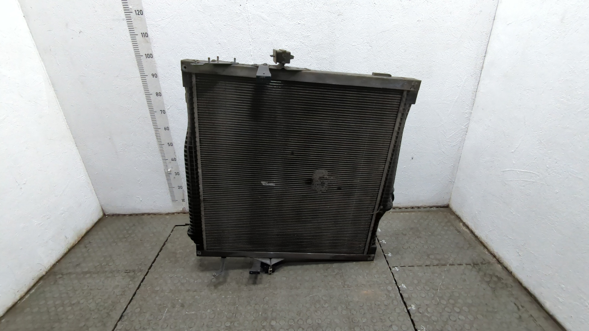 Радиатор охлаждения двигателя основной