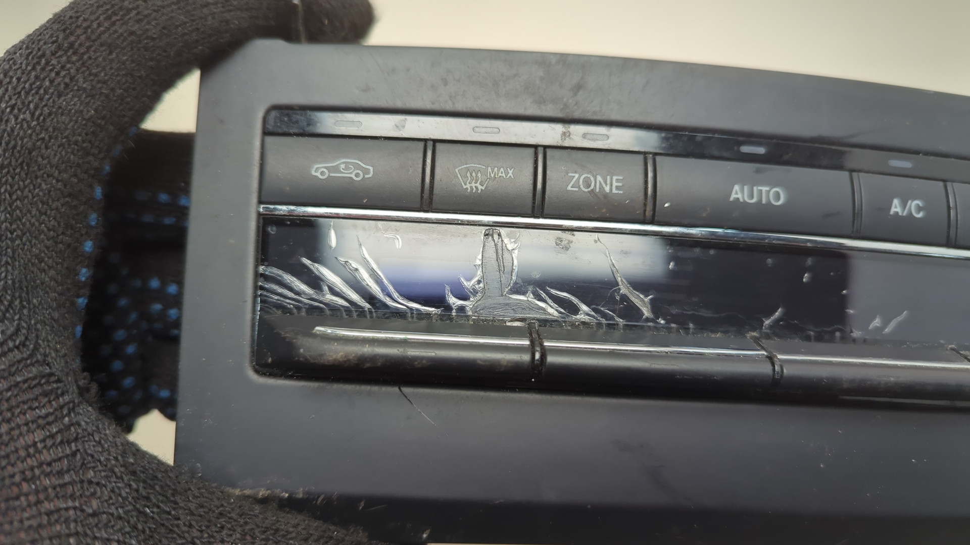 Переключатель отопителя