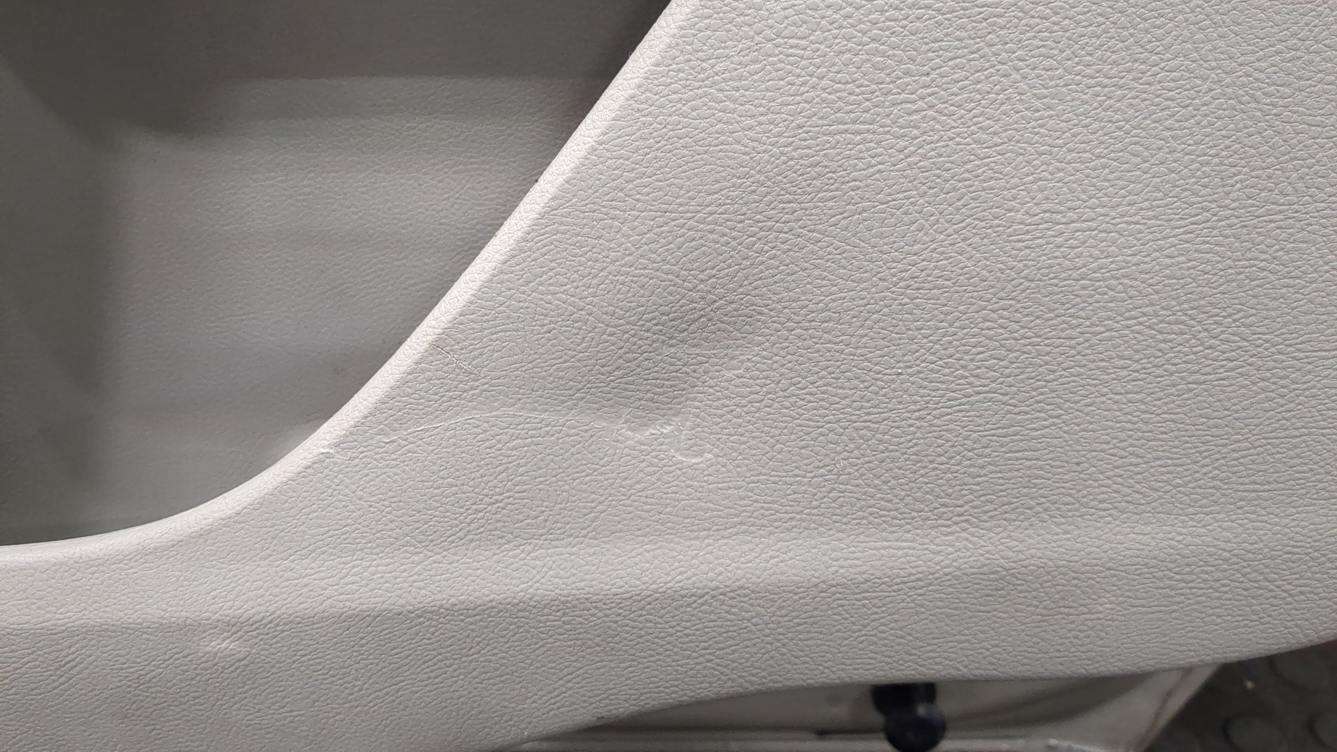 Дверь задняя правая