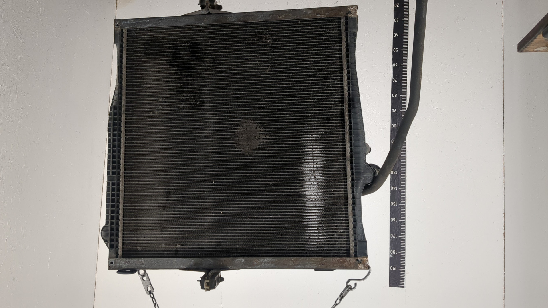 Радиатор охлаждения двигателя основной