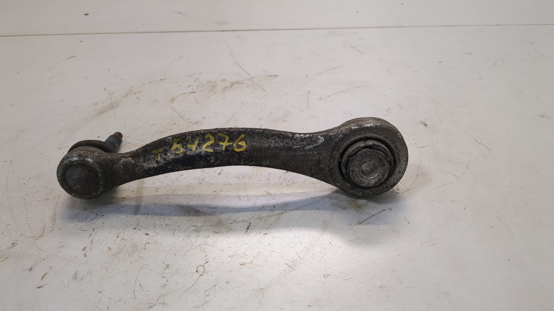 Рычаг задний левый