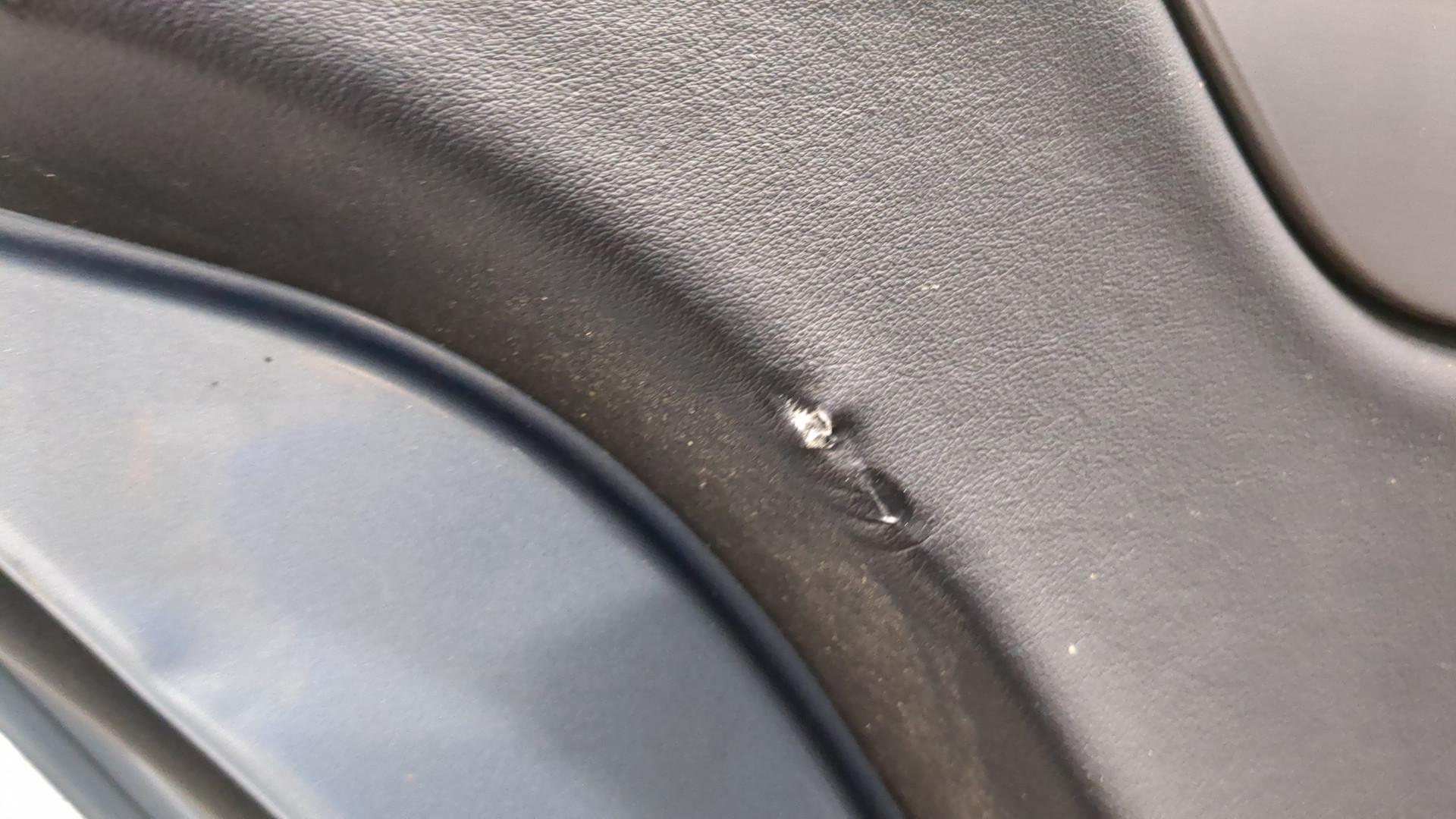 Дверь задняя левая