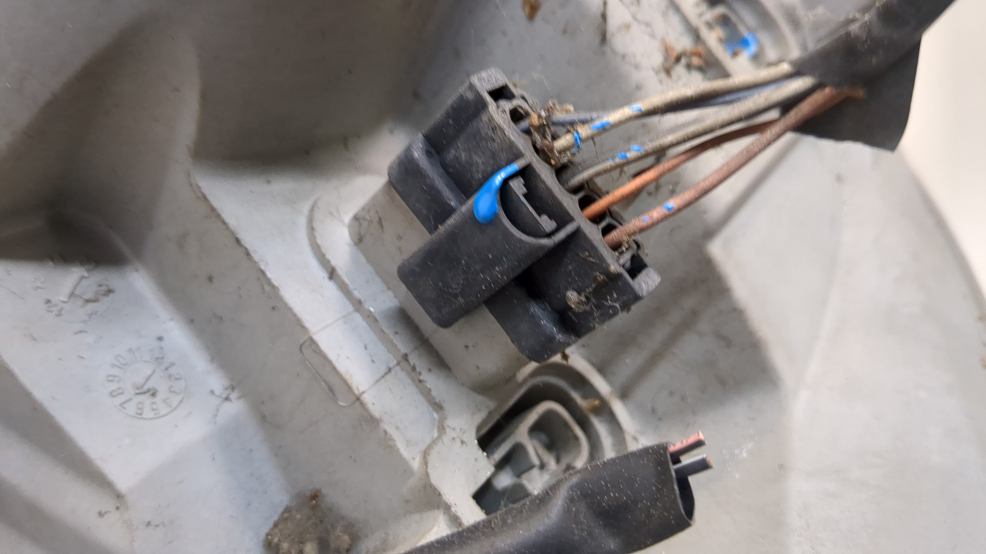 Фара правая