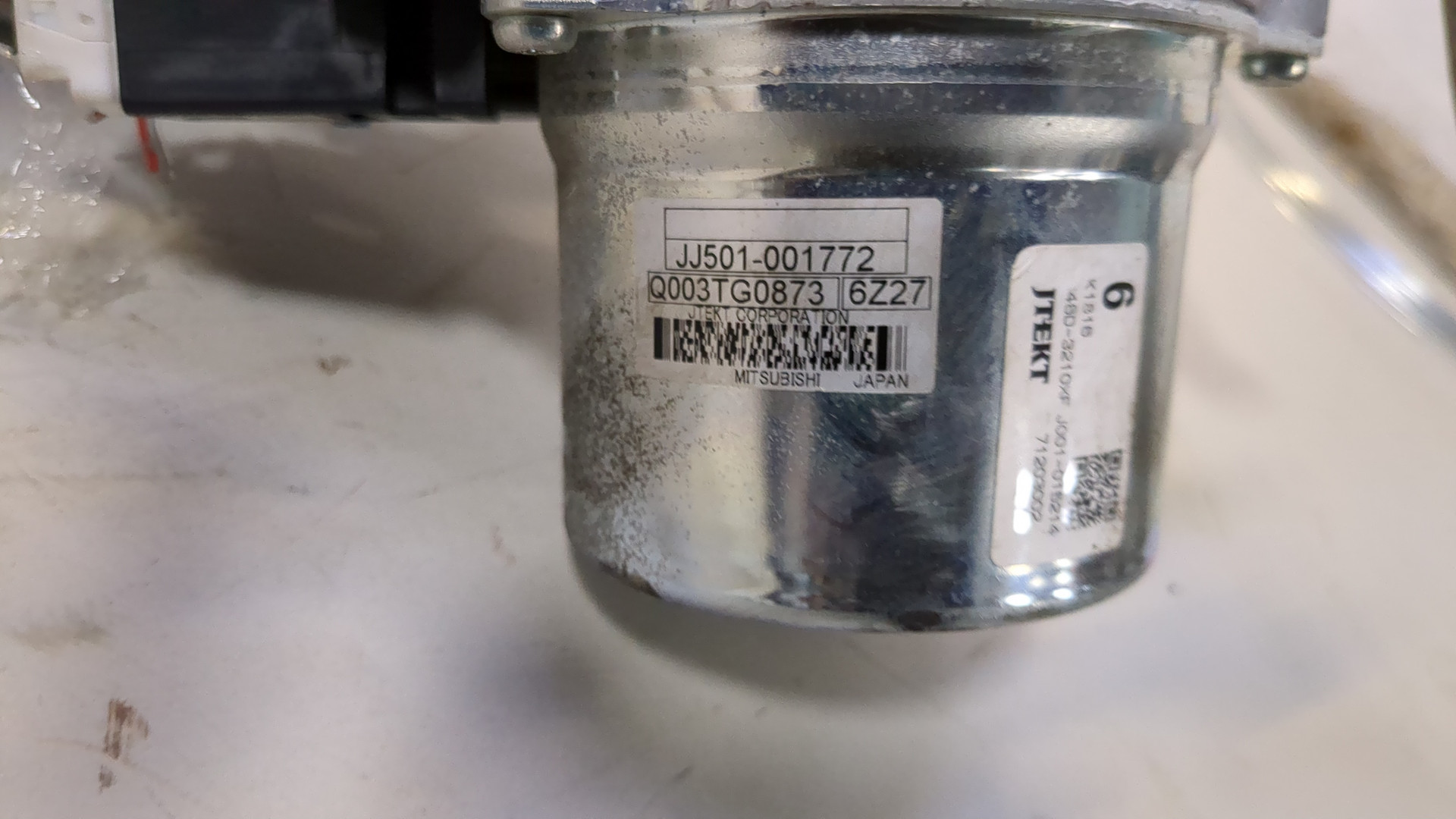 Серводвигатель рулевой рейки