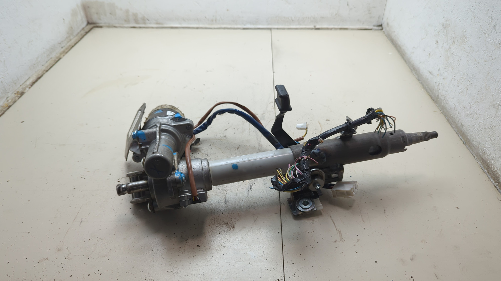 Серводвигатель рулевой рейки