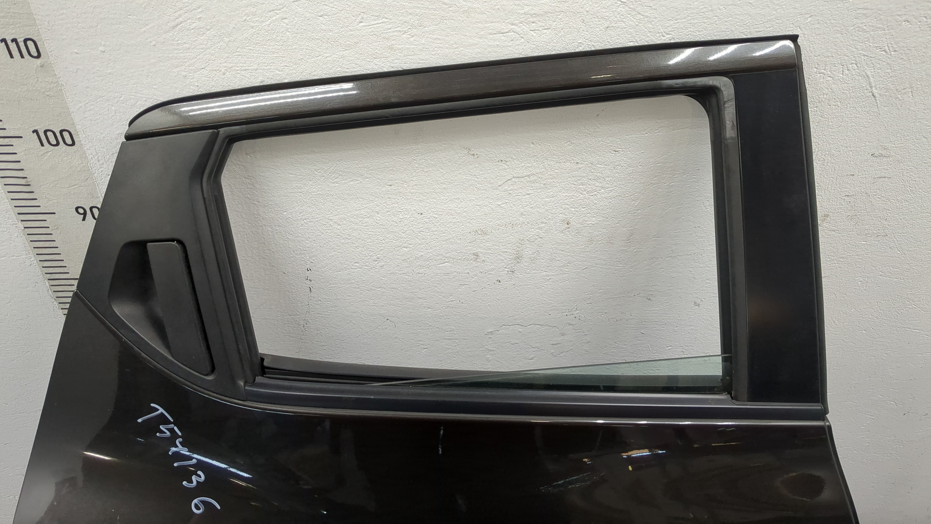 Дверь задняя правая