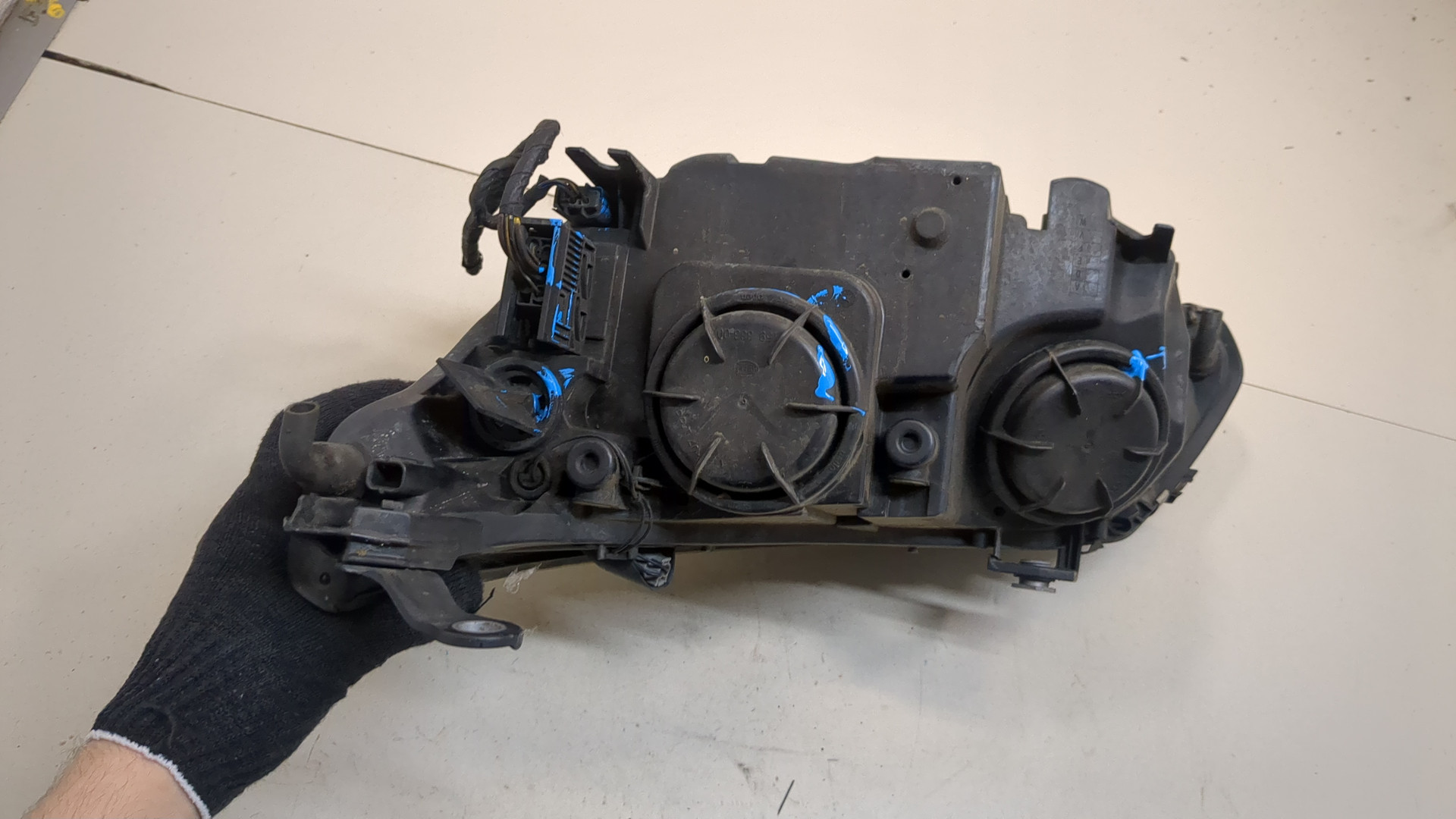 Фара правая