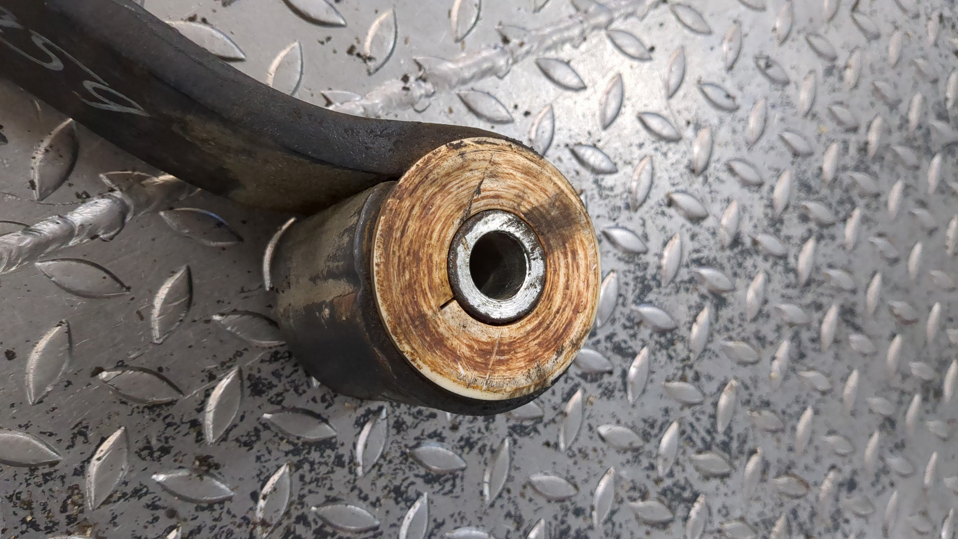 Рессора передняя