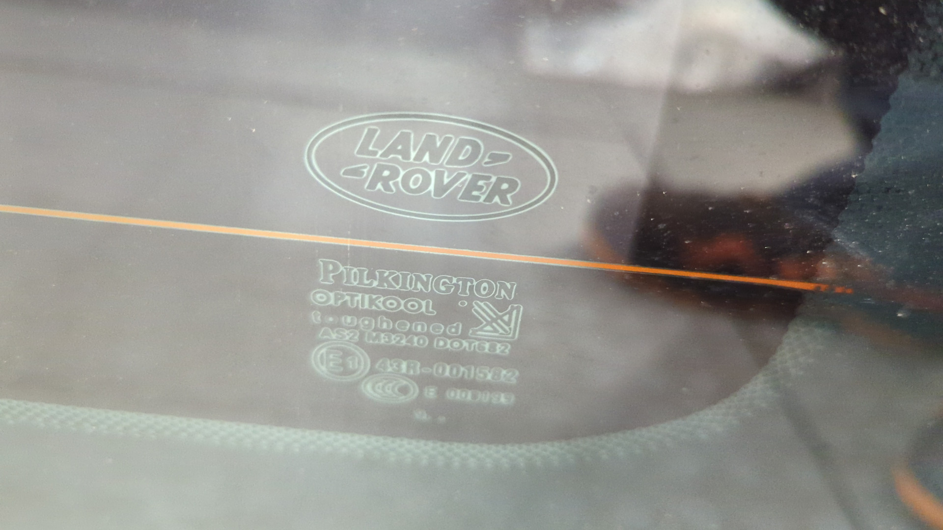 Дверь багажника