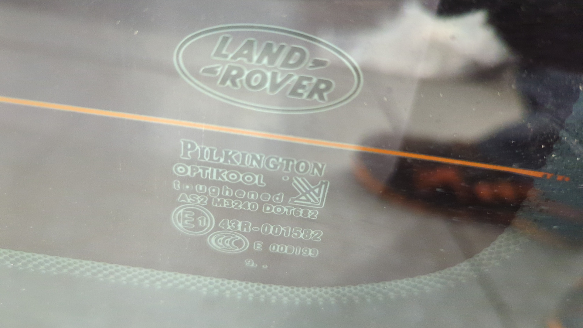 Дверь багажника