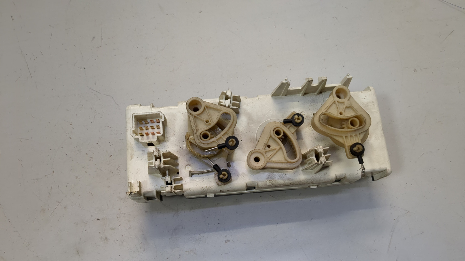 Переключатель отопителя