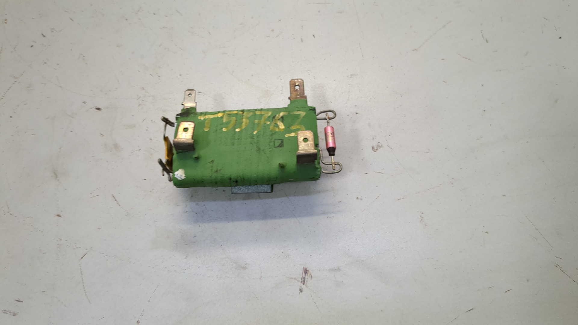 Резистор отопителя