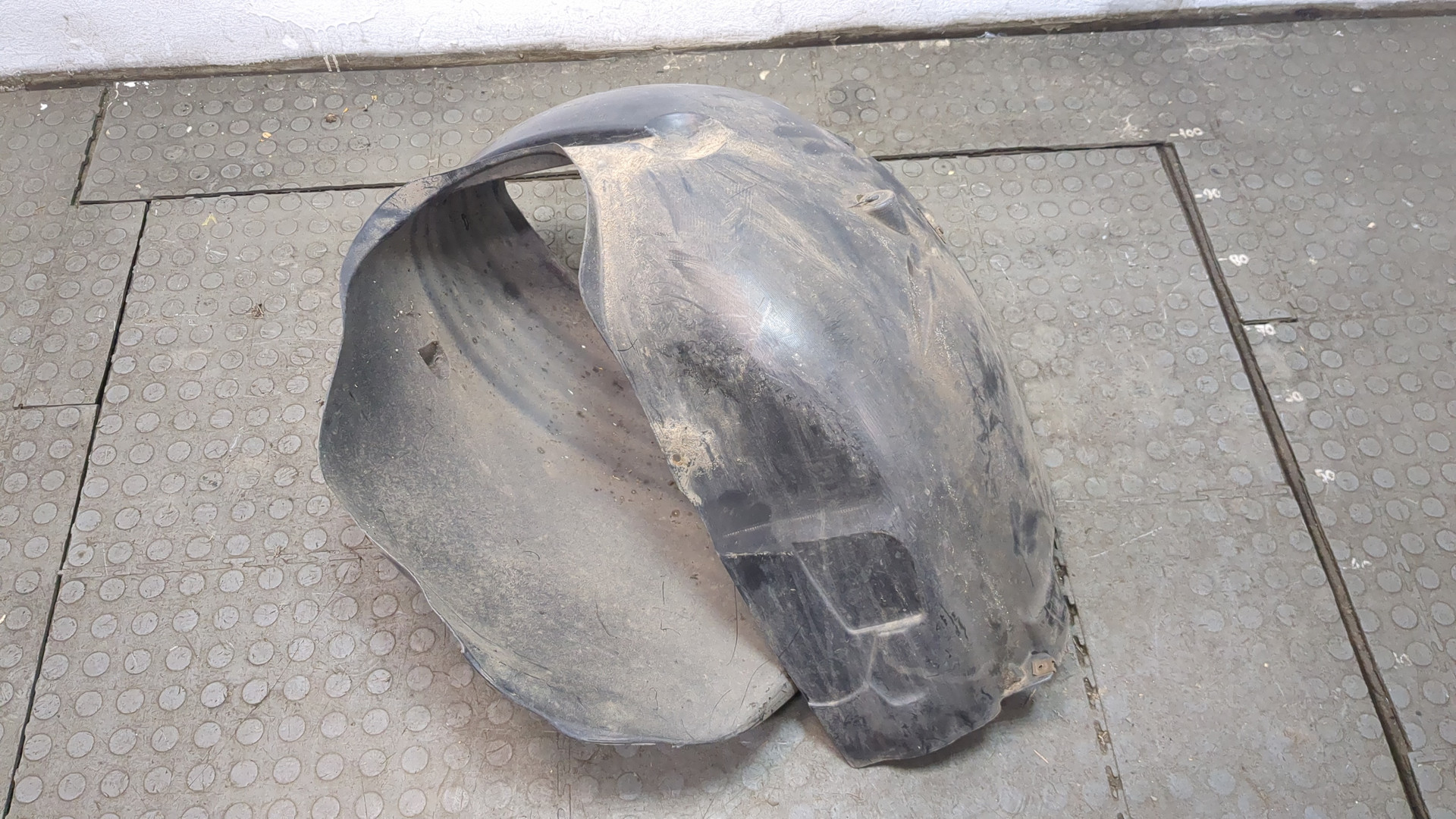 Локер передний левый