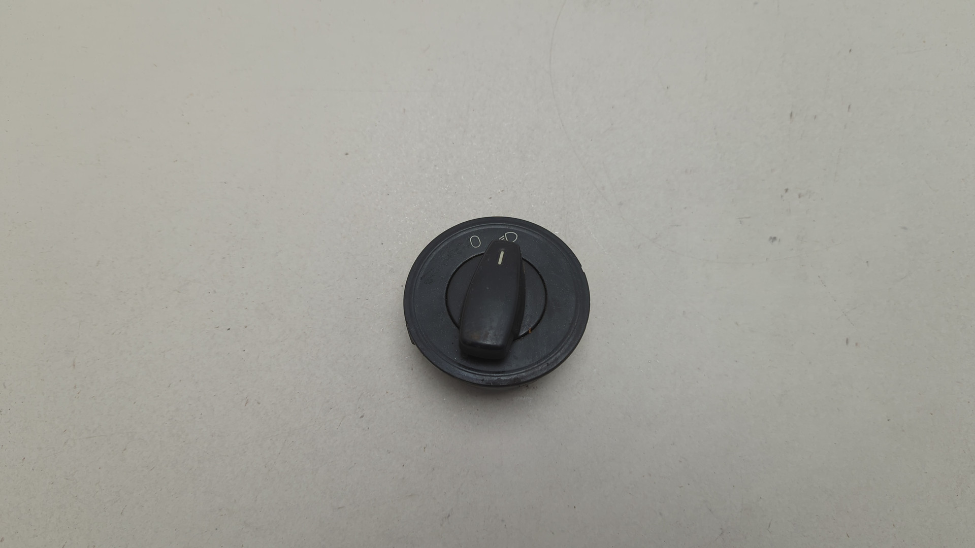 Переключатель света фар