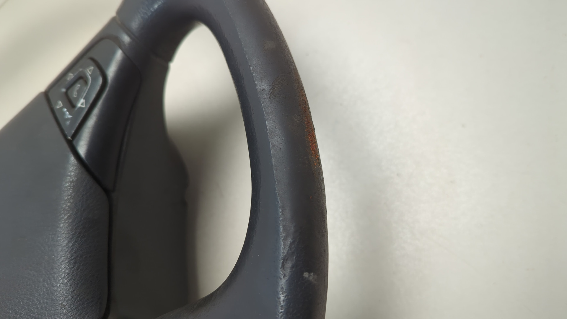 Рулевое колесо (руль)