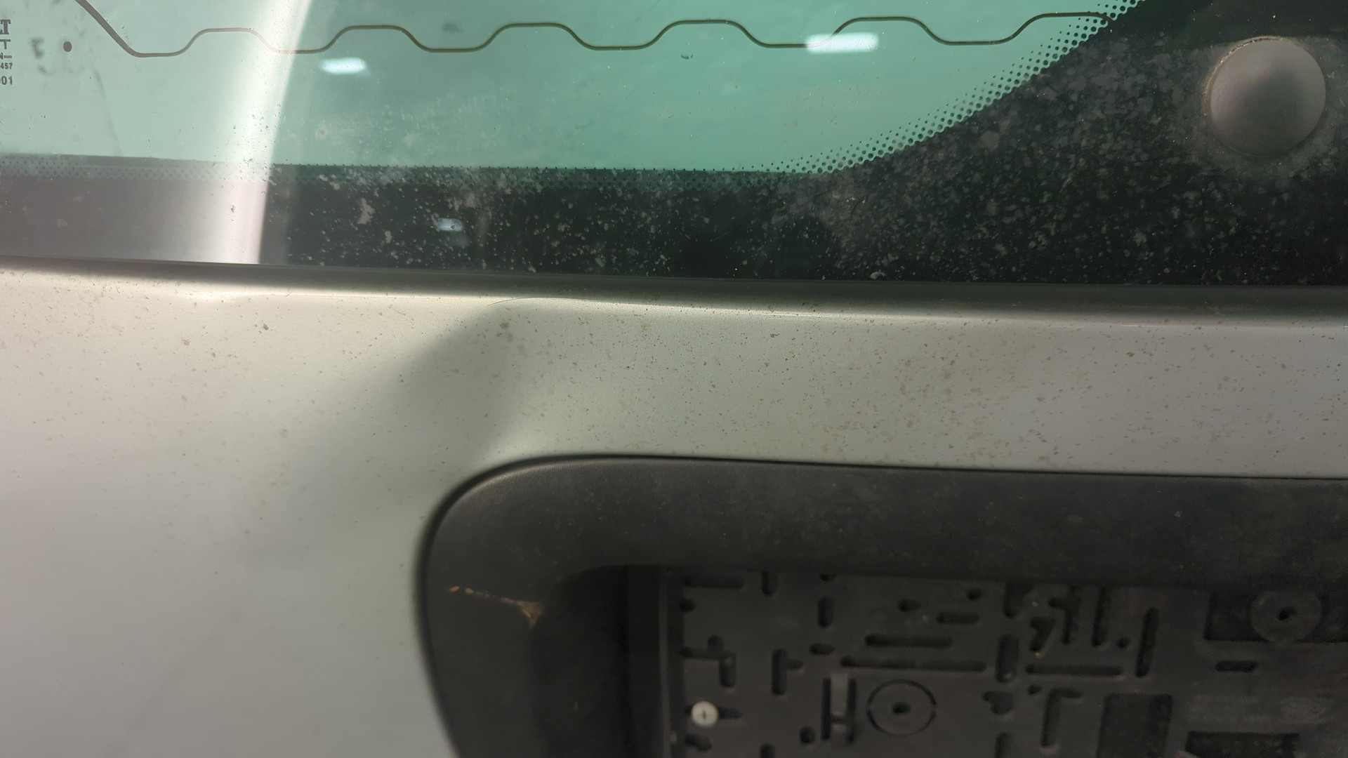 Дверь багажника