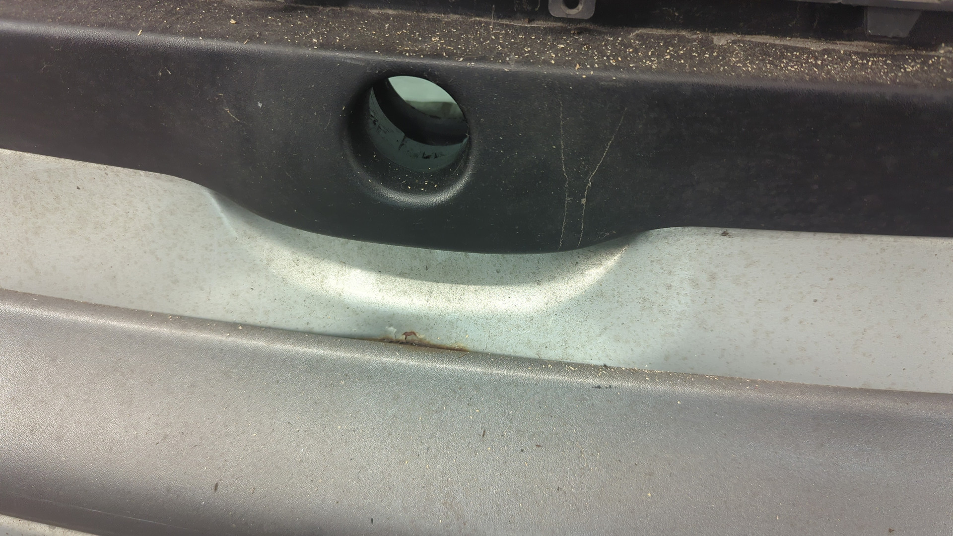 Дверь багажника