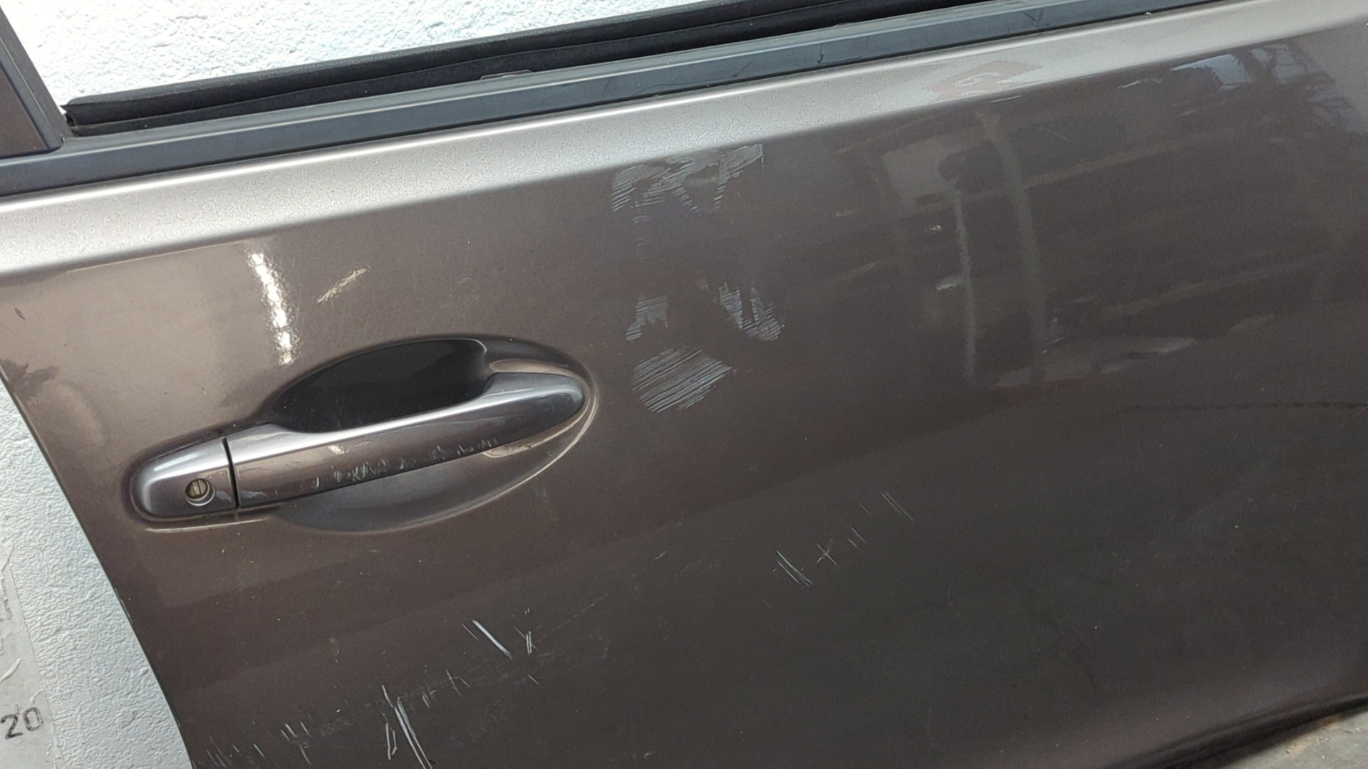 Дверь передняя правая