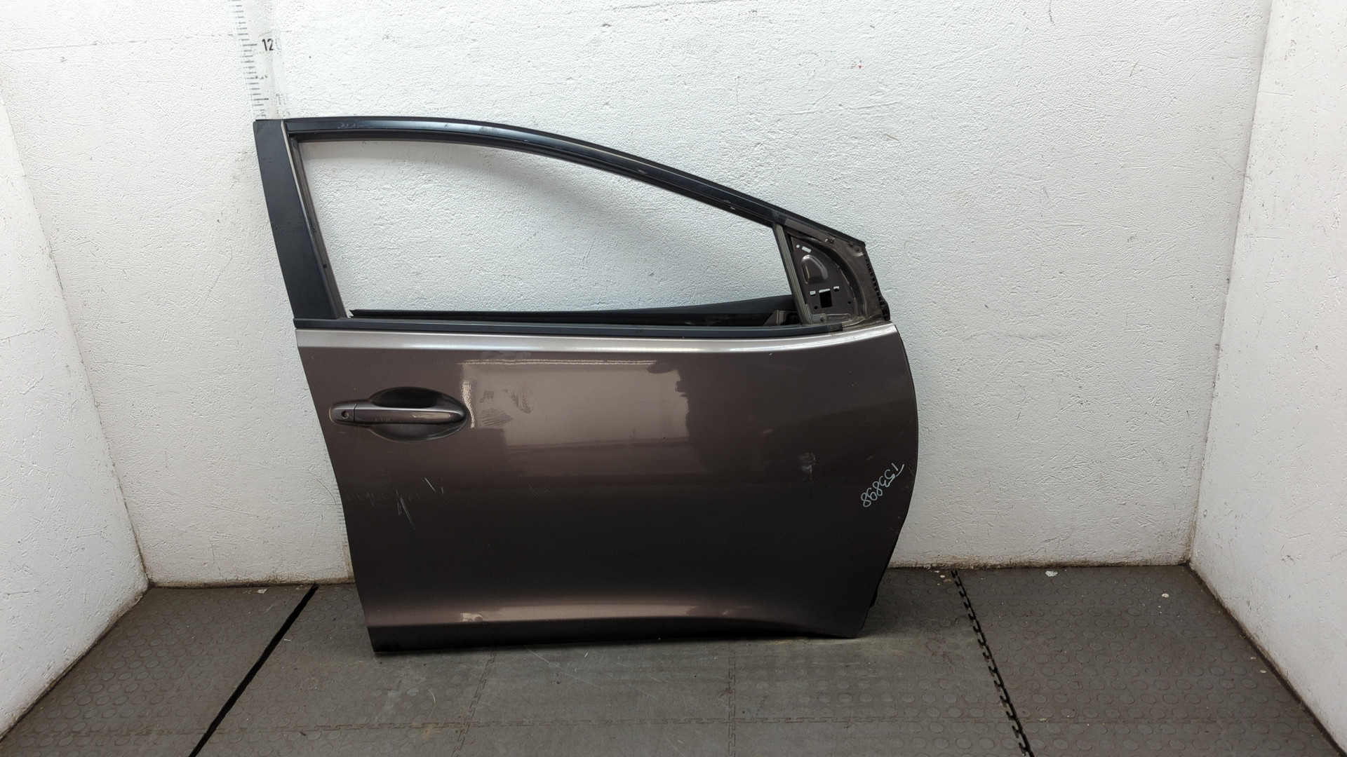 Дверь передняя правая