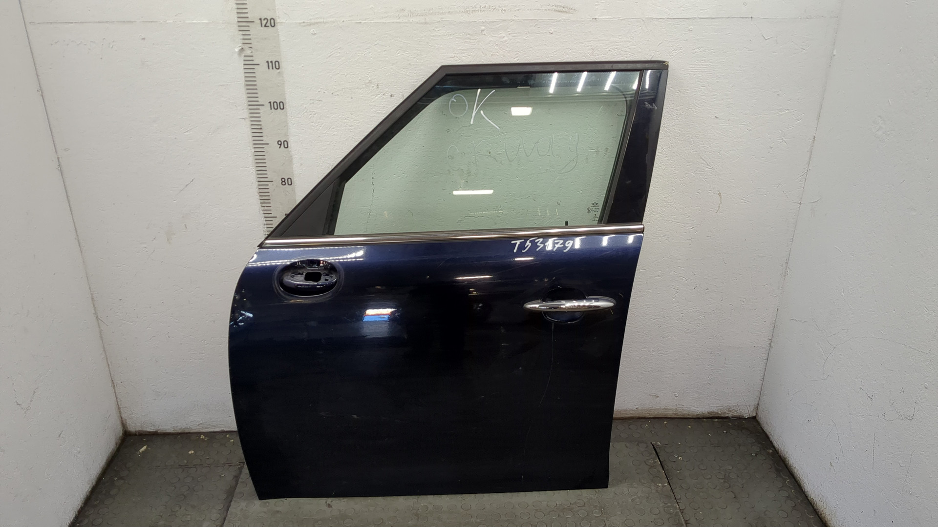 Дверь передняя левая