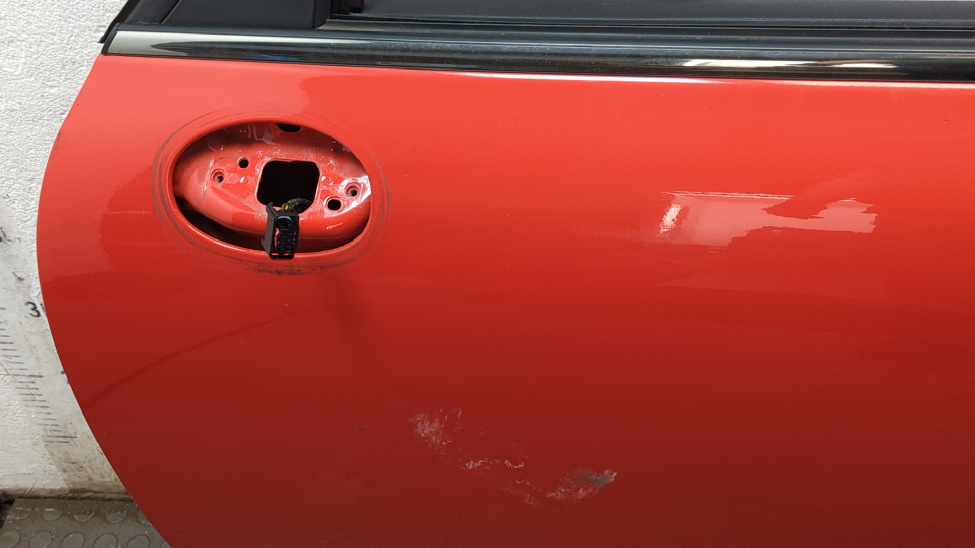 Дверь передняя левая