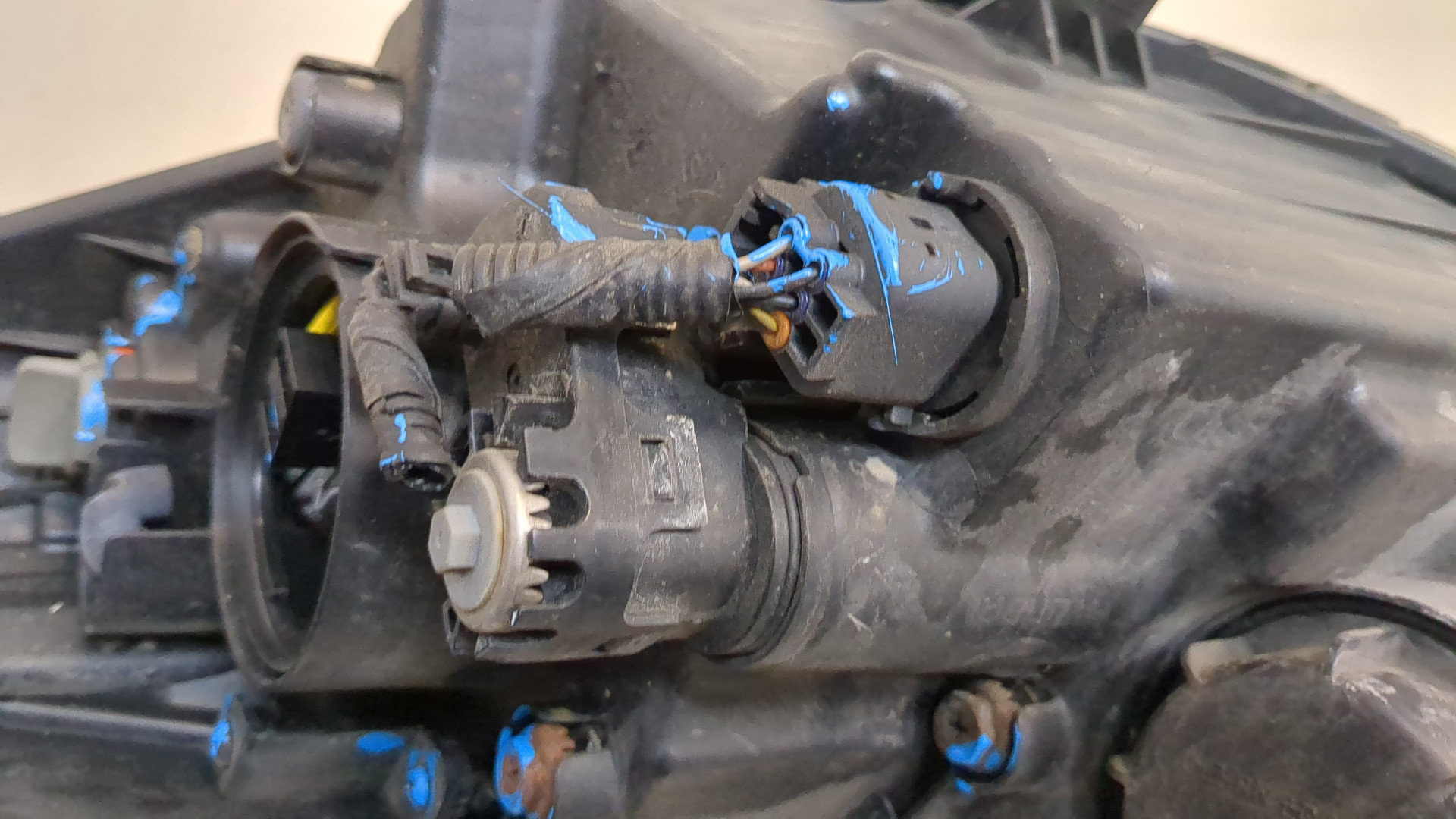 Фара правая