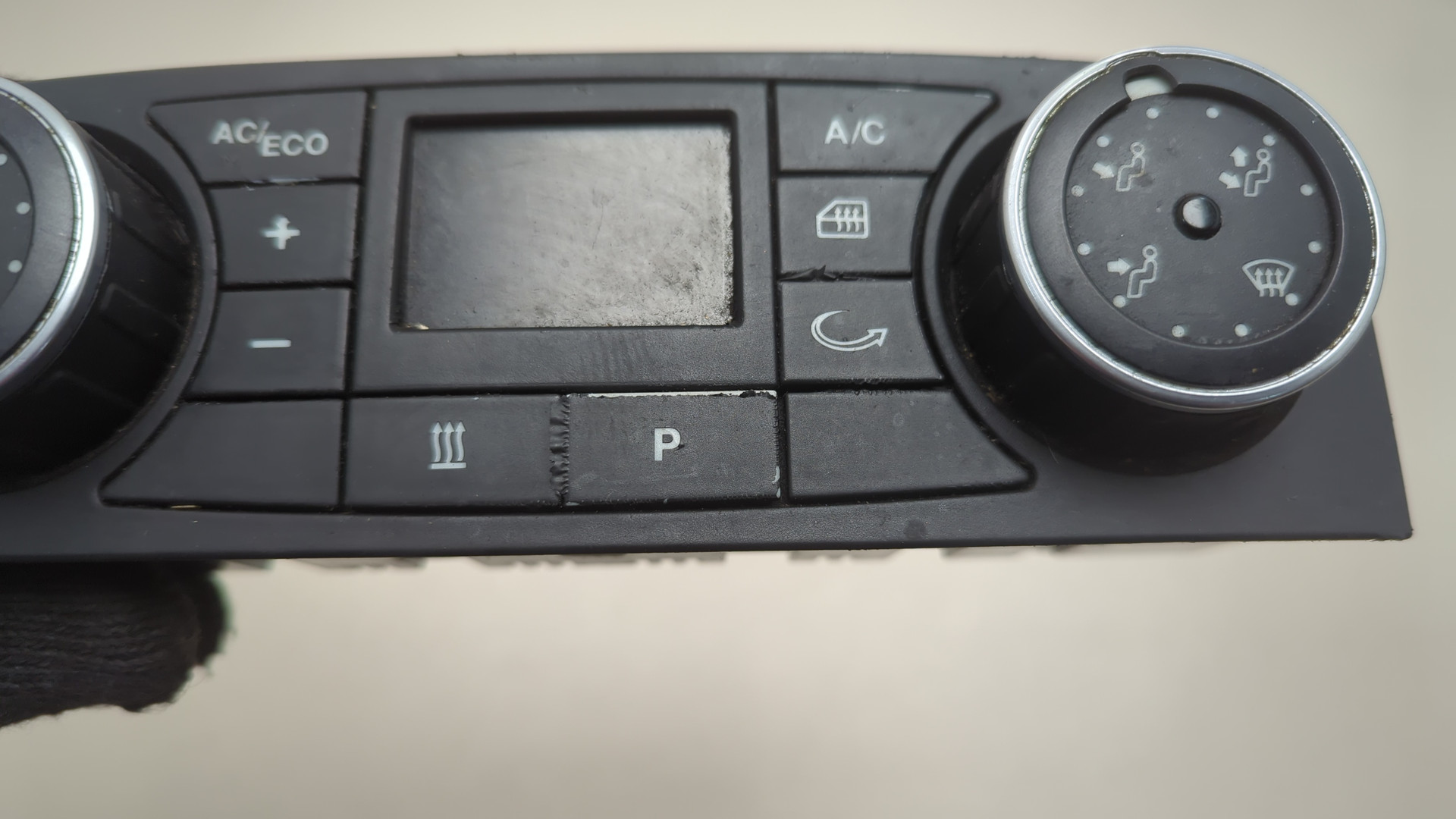 Переключатель отопителя