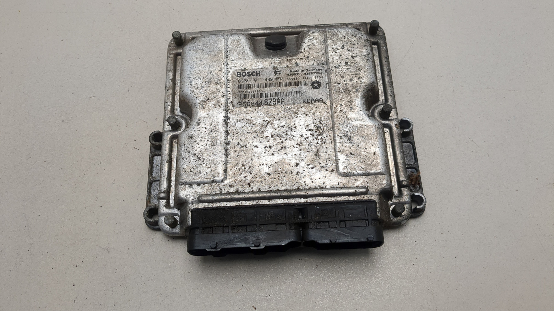 Блок управления двигателем