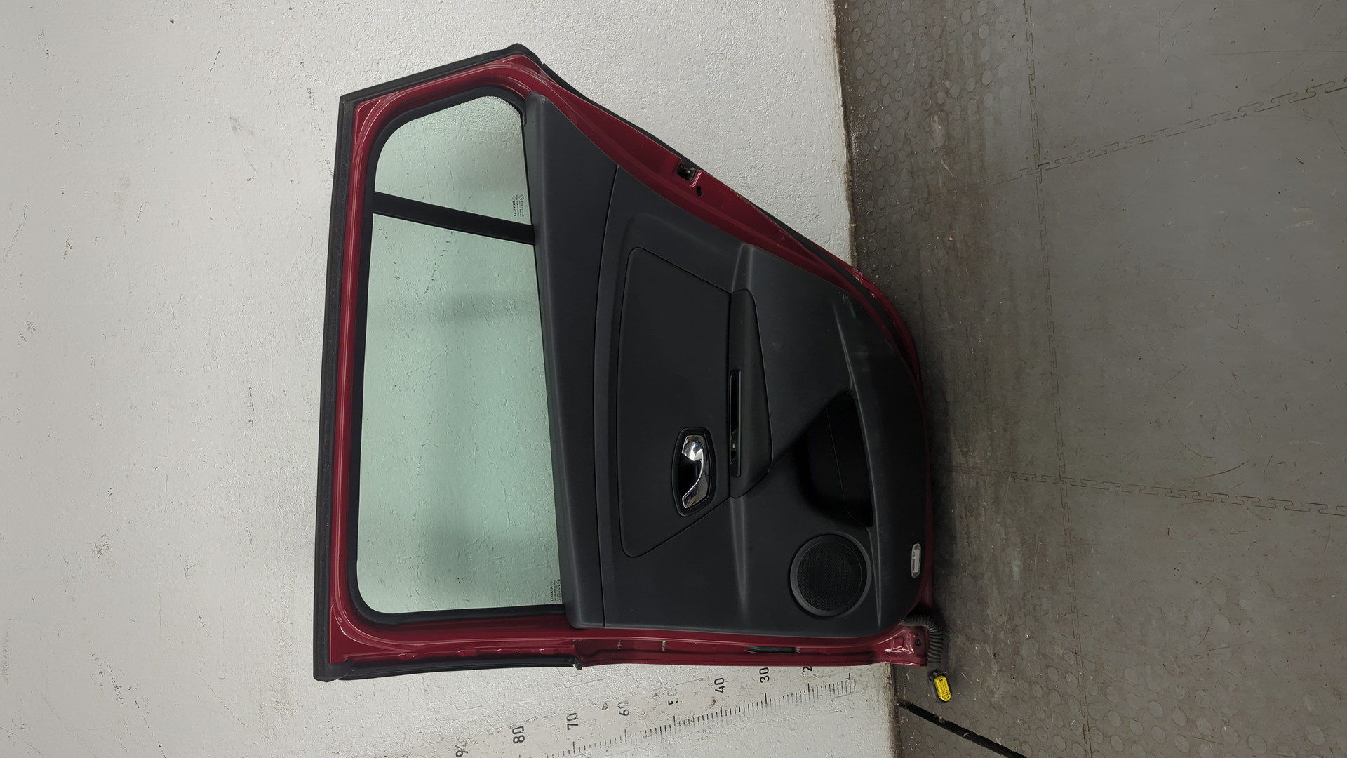 Дверь задняя правая