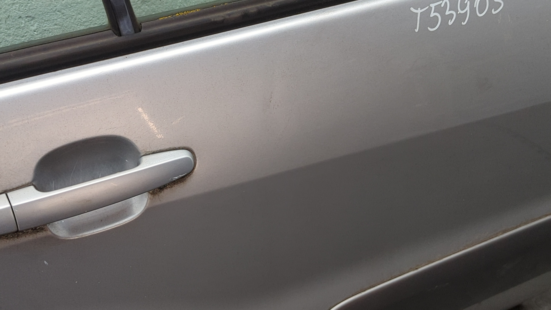 Дверь задняя правая