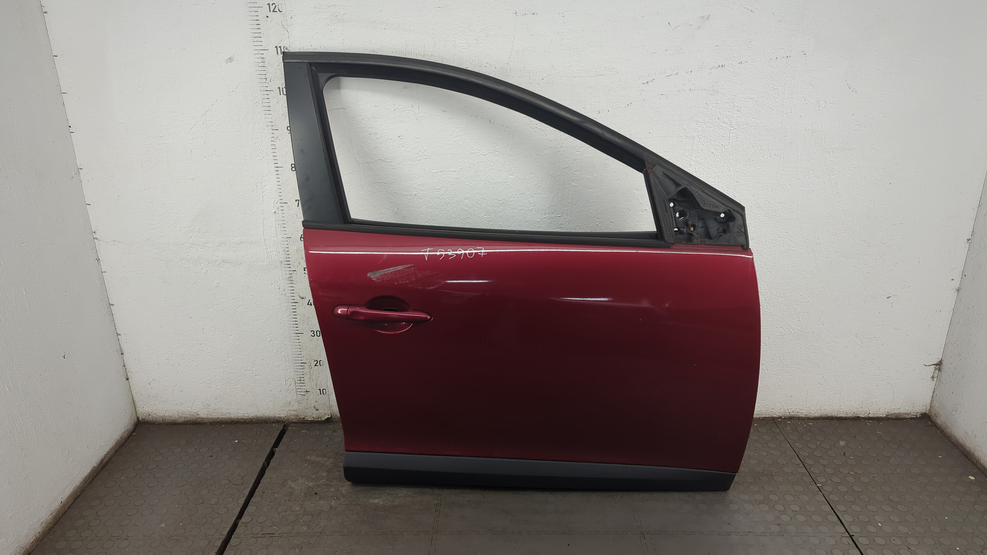 Дверь передняя правая