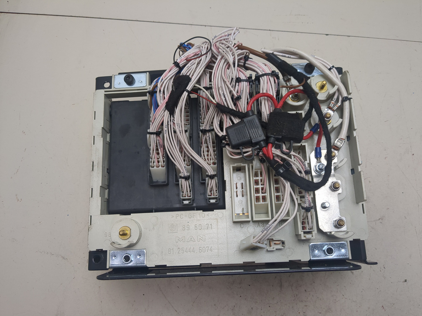 Блок управления подвеской