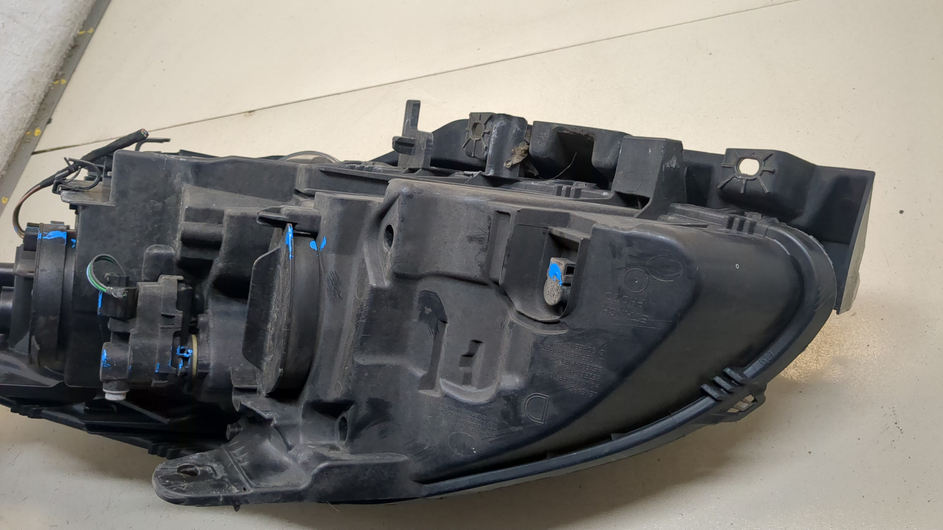 Фара правая