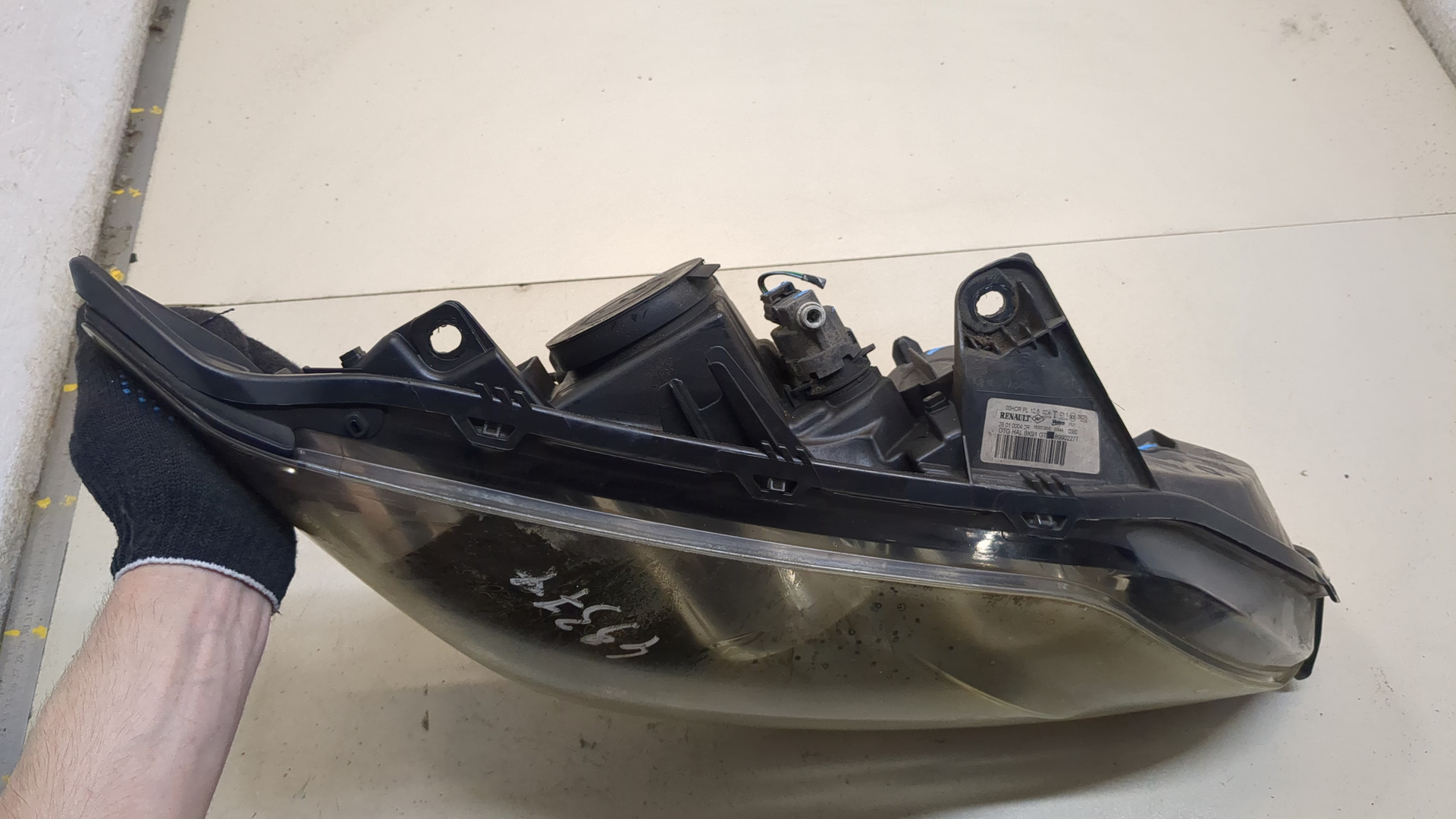 Фара правая