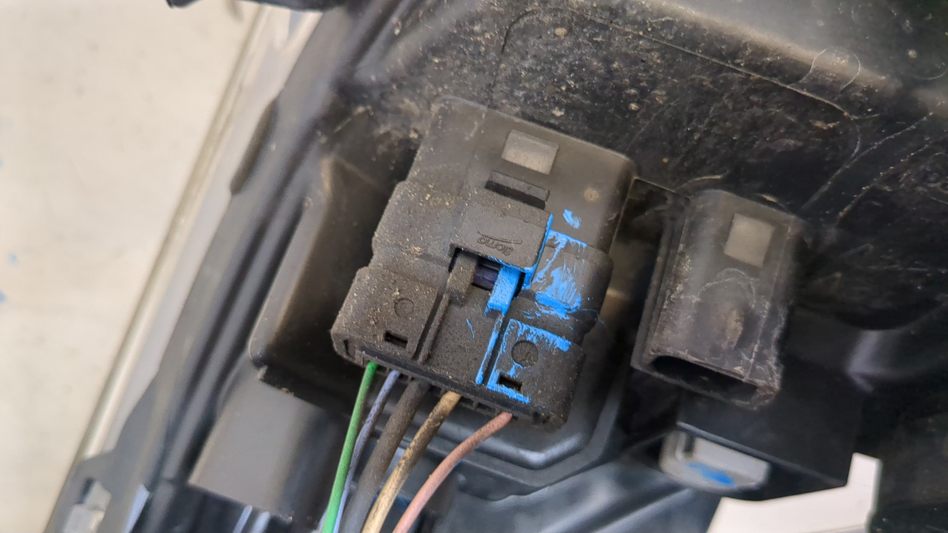 Фара правая