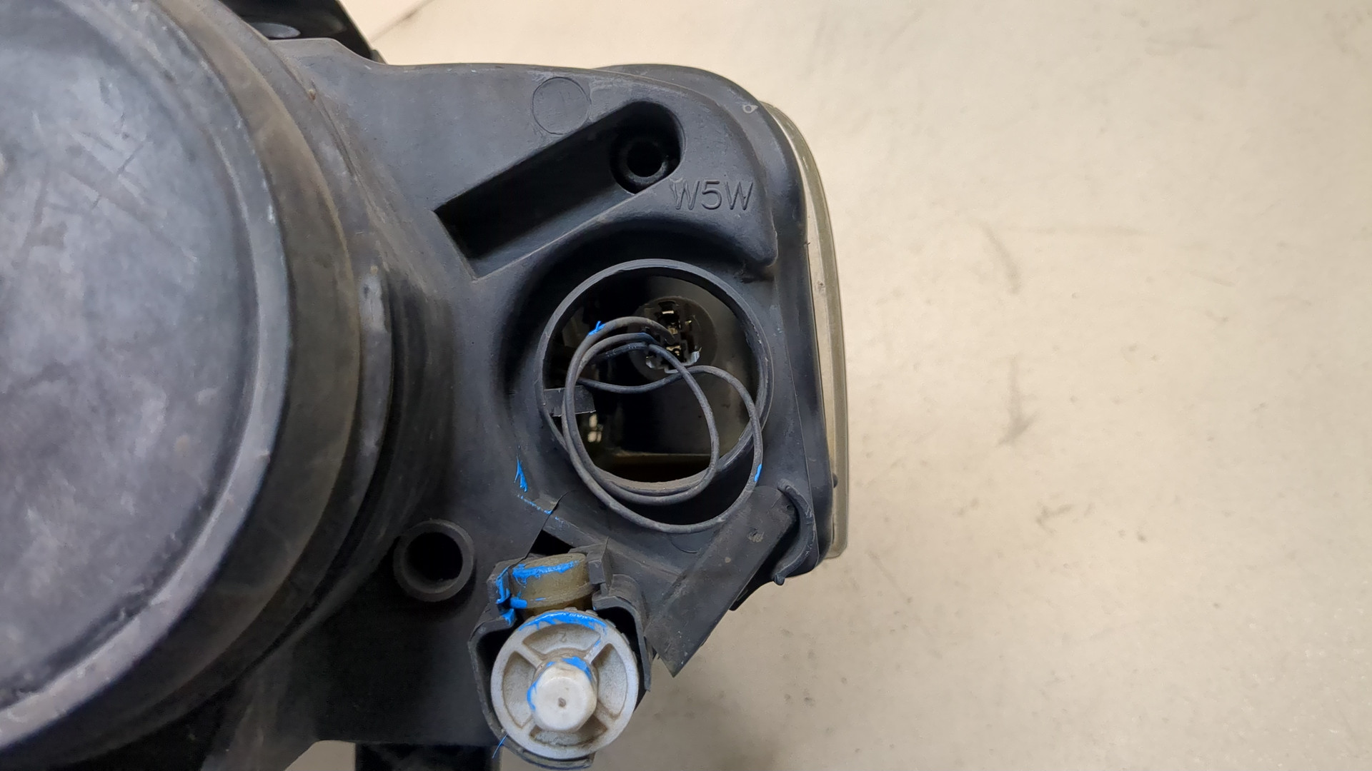 Фара правая