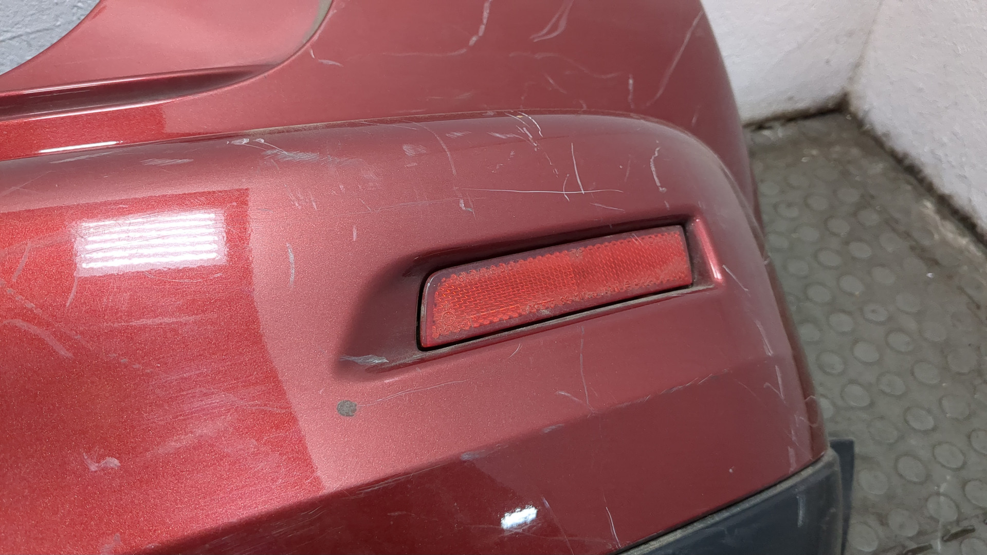 Бампер задний