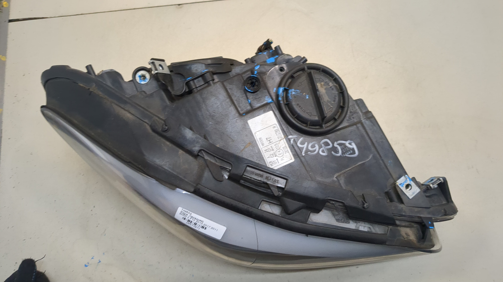 Фара правая