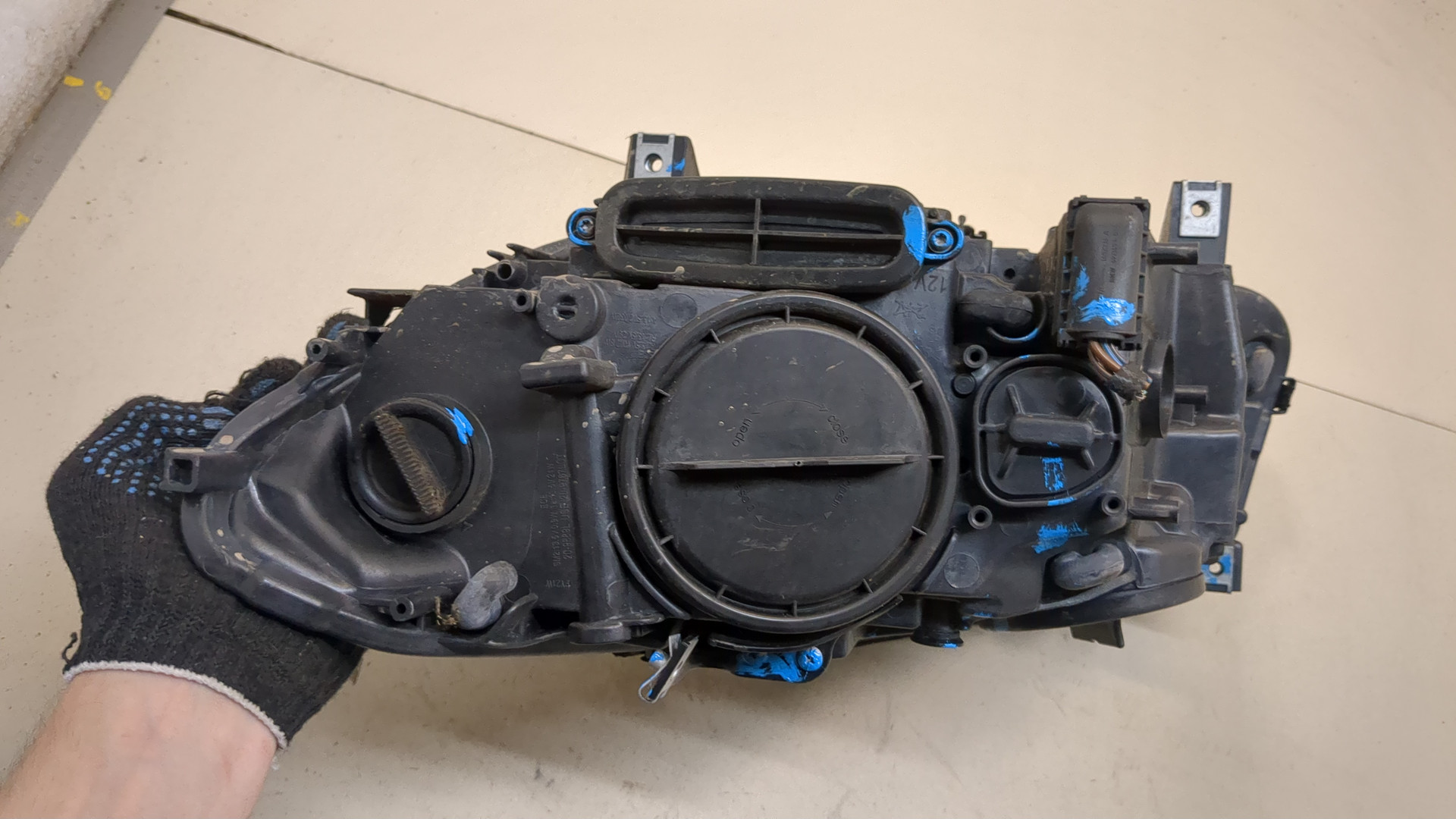 Фара правая