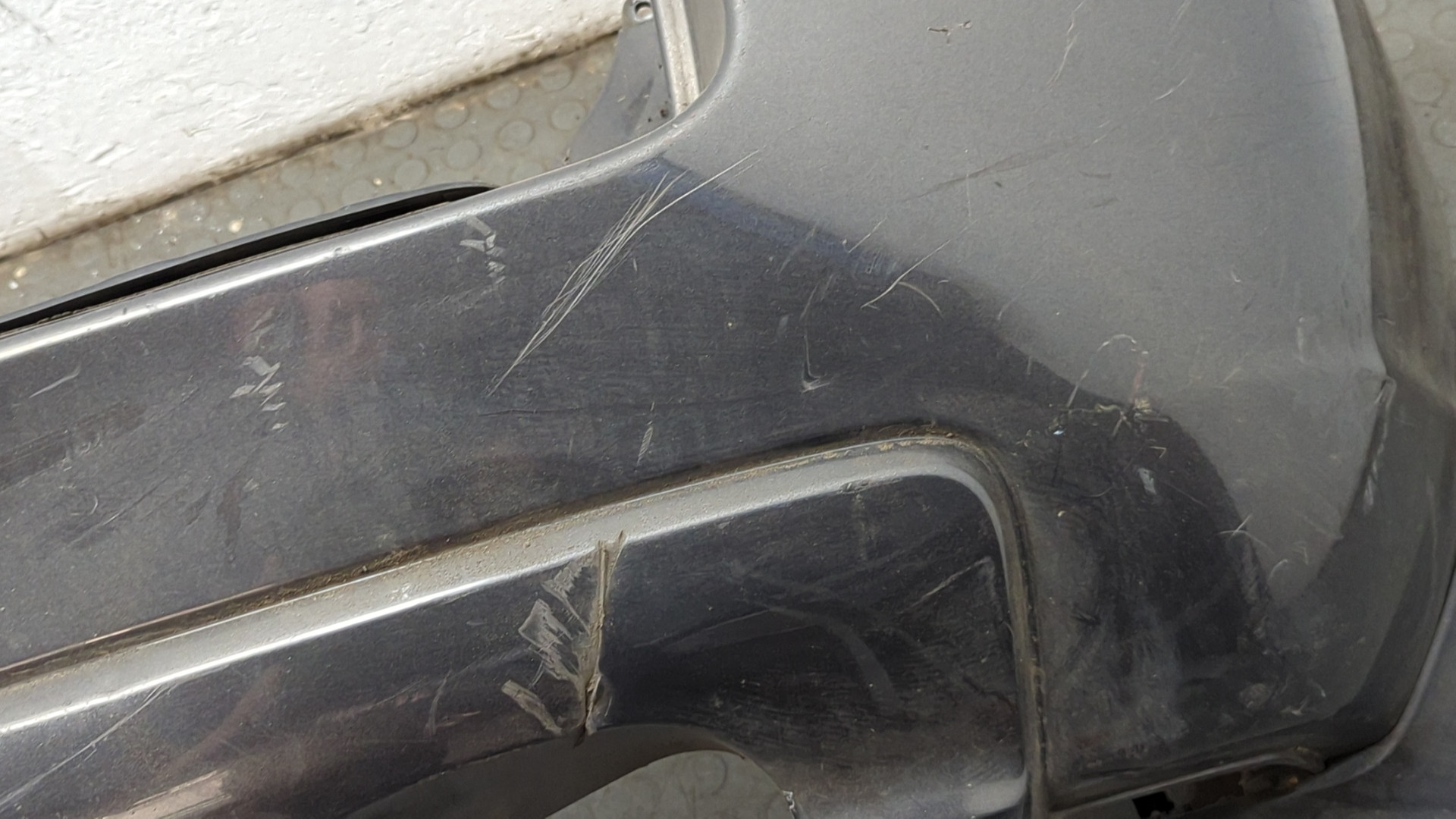 Бампер задний