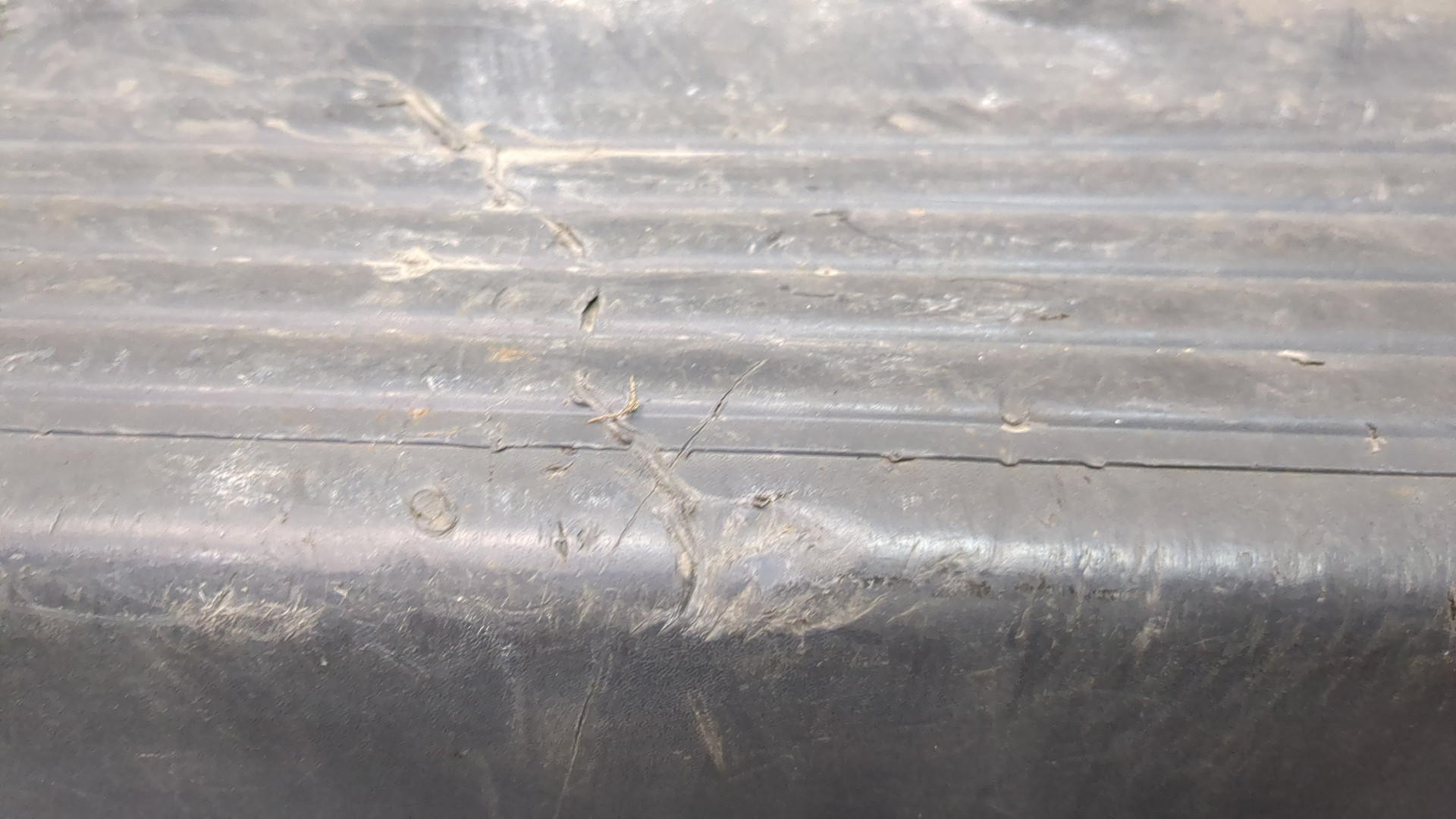 Бампер задний