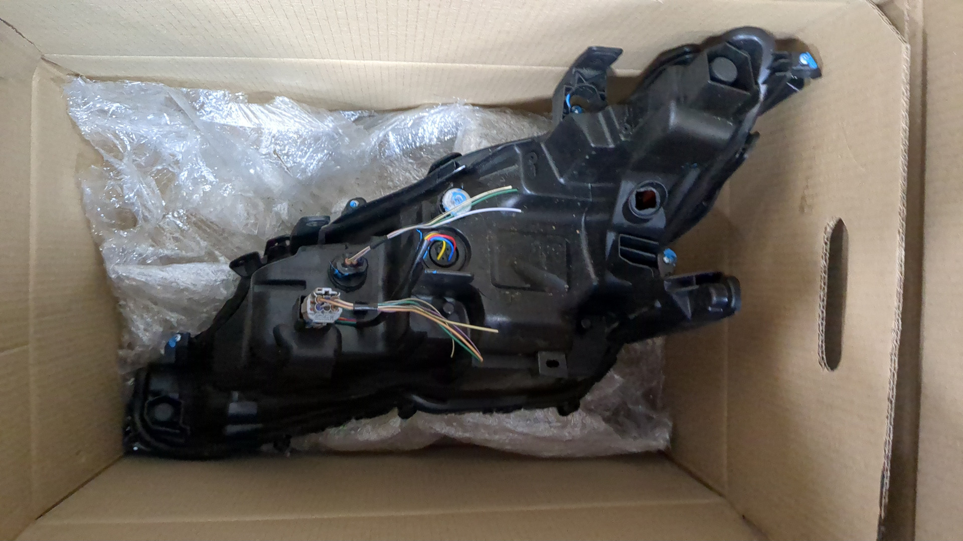 Фара правая