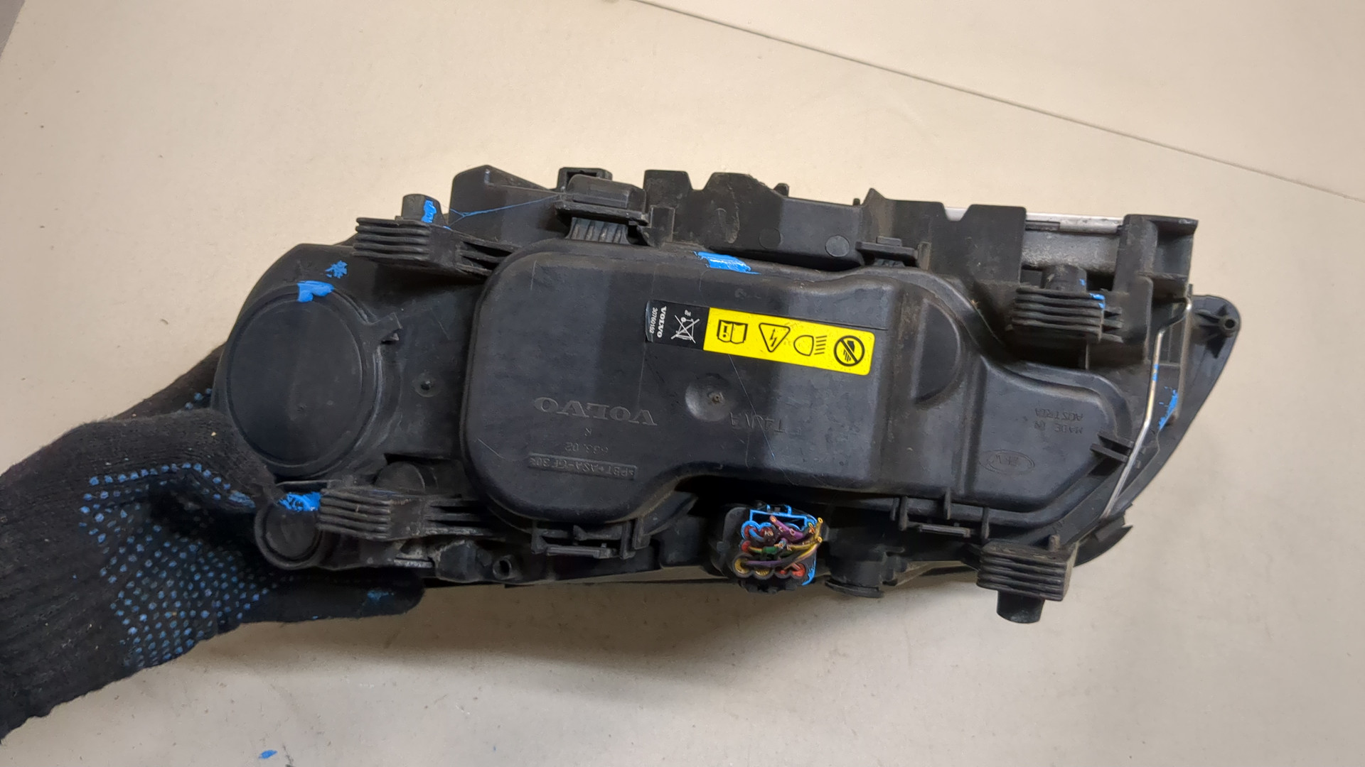 Фара правая