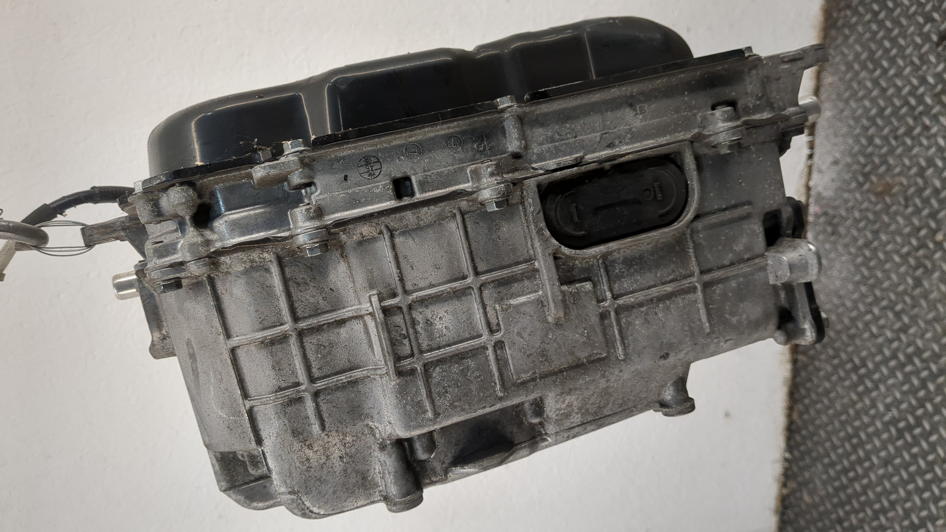 Преобразователь напряжения (адаптер)