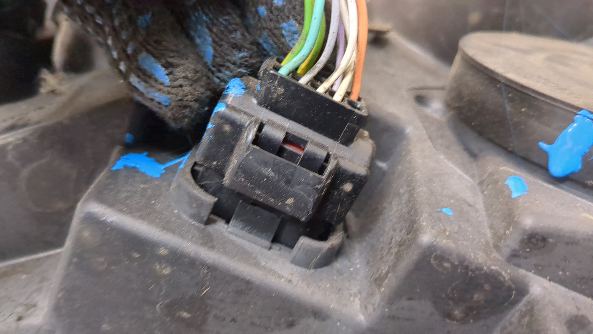 Фара правая